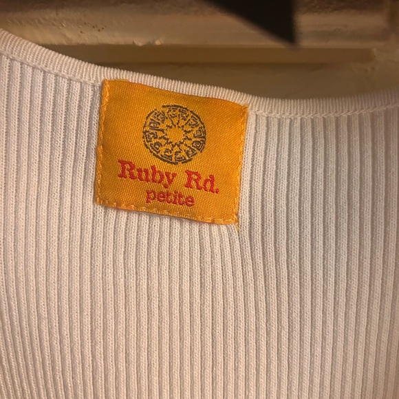 Ruby Rd. White Ribbed Top - Picture 3 of 5